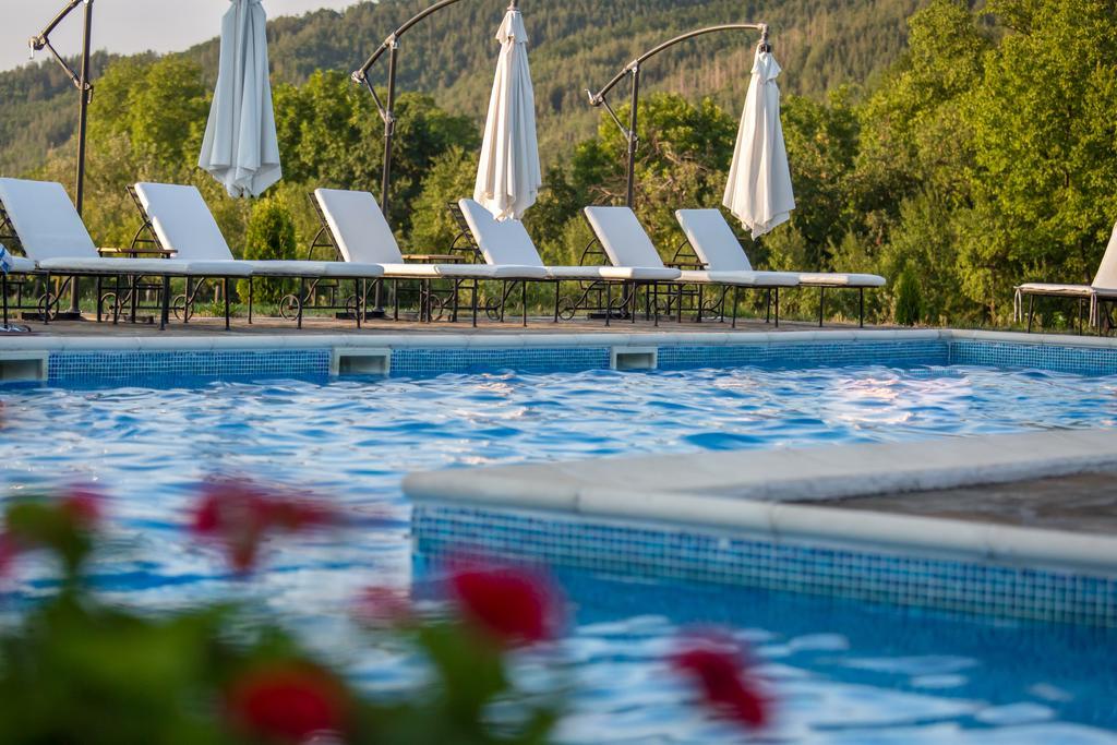 Family Hotel Strannopriemnitza オレシャク エクステリア 写真