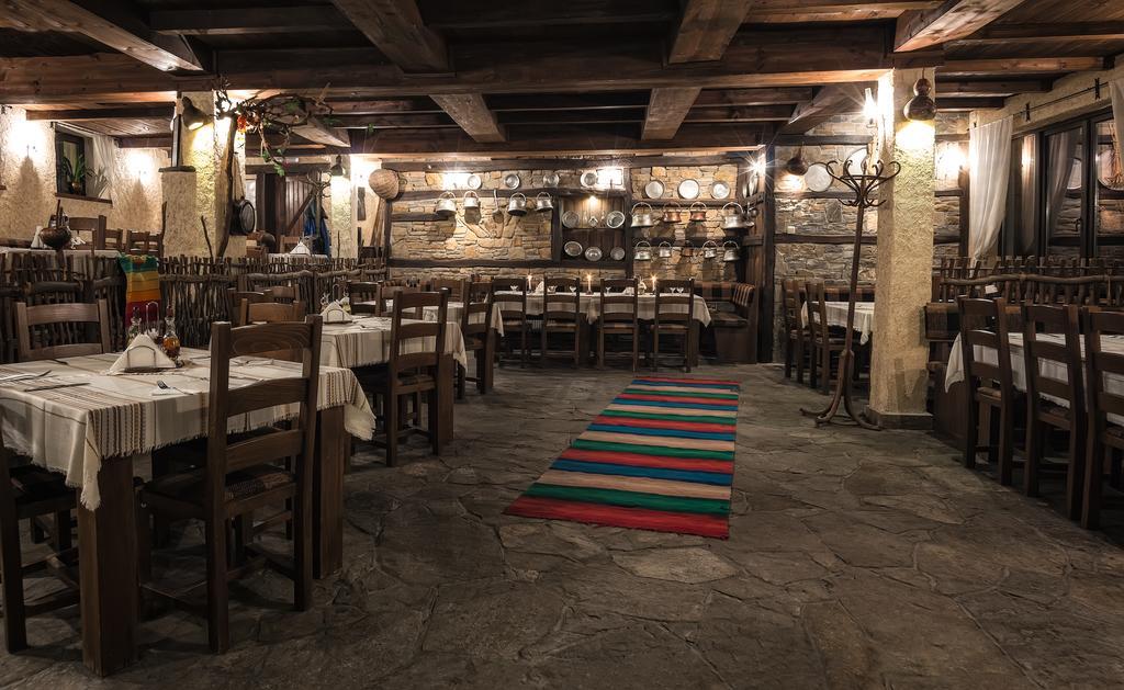Family Hotel Strannopriemnitza オレシャク エクステリア 写真