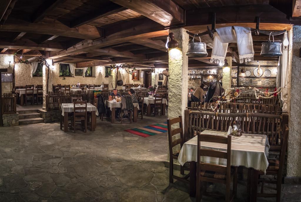Family Hotel Strannopriemnitza オレシャク エクステリア 写真
