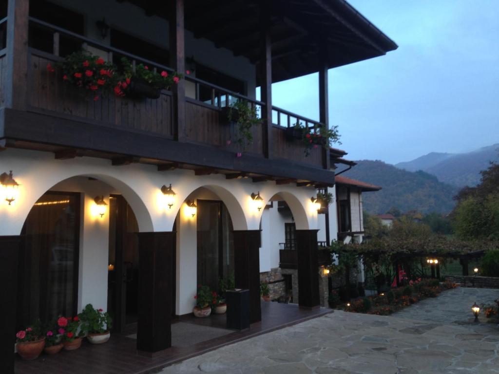Family Hotel Strannopriemnitza オレシャク エクステリア 写真